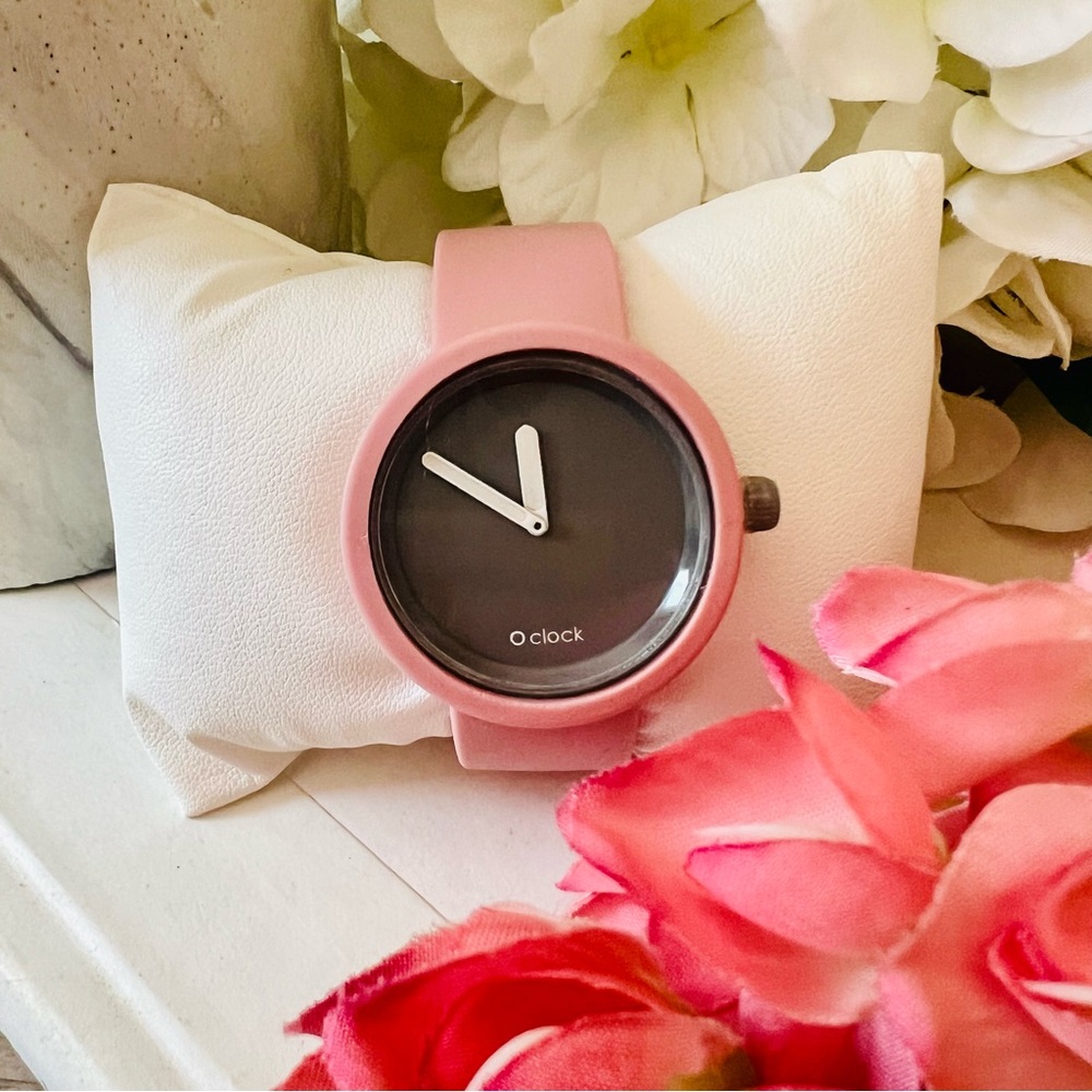 Pink & Grey O Clock Watch